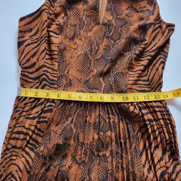 WHBM Animal Print Full Skirt Pleated Halter Maxi Dress Size 2 - Picture 10 of 10